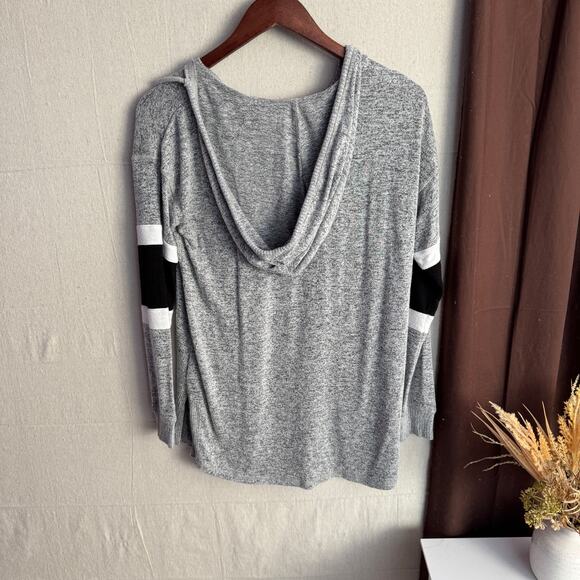 Maurices Lightweight Hoodie Size XS Gray Drawstring Long Sleeve Casual Top - Picture 9 of 12